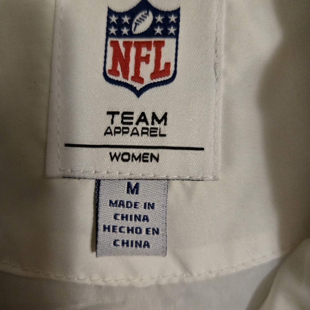 NFL White and Red Quilted Vest with Logo - Picture 3 of 3
